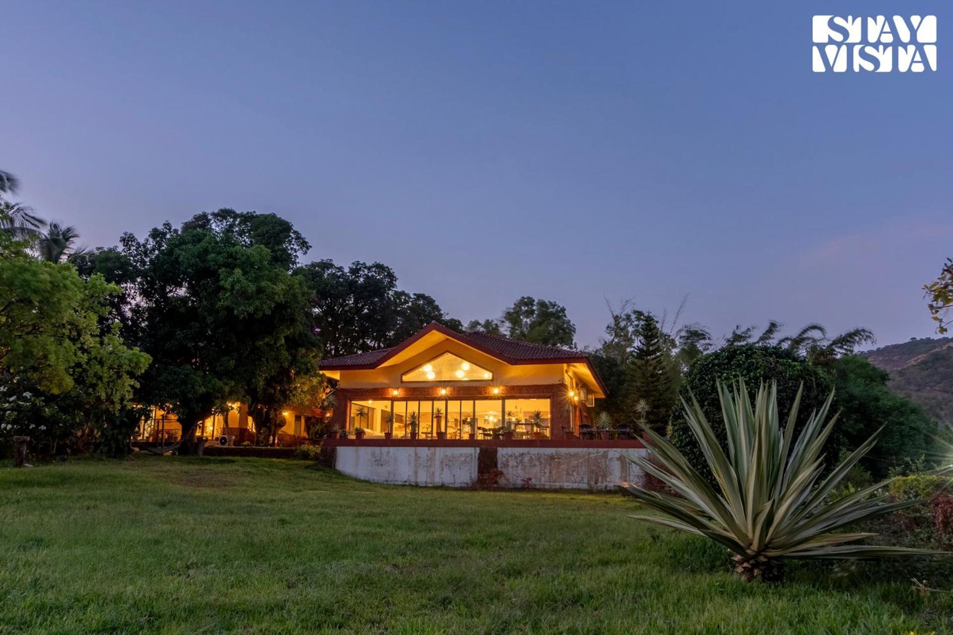 Stayvista At Three Shores With Lake View & Alfresco Dining Khamshet Экстерьер фото