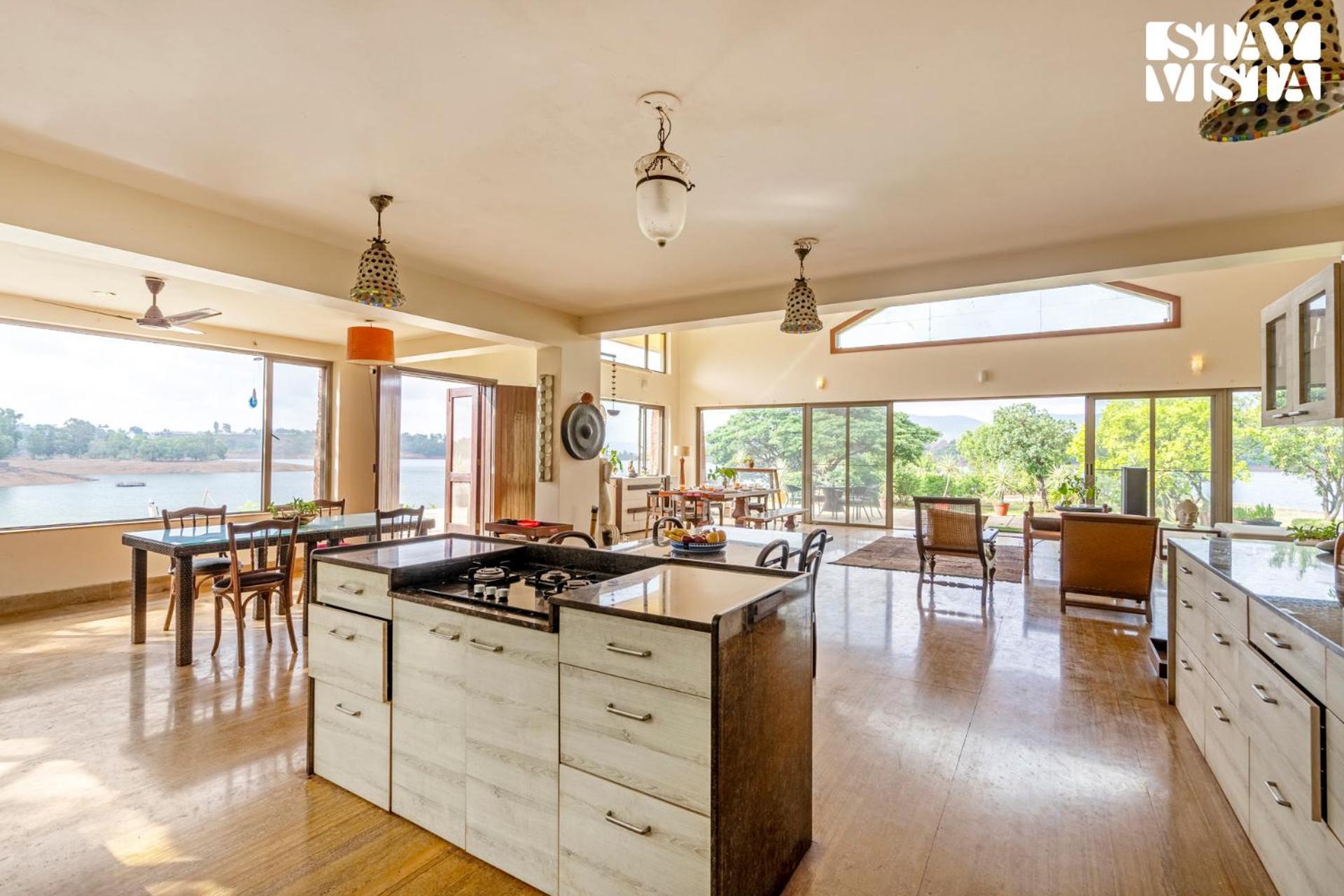 Stayvista At Three Shores With Lake View & Alfresco Dining Khamshet Экстерьер фото