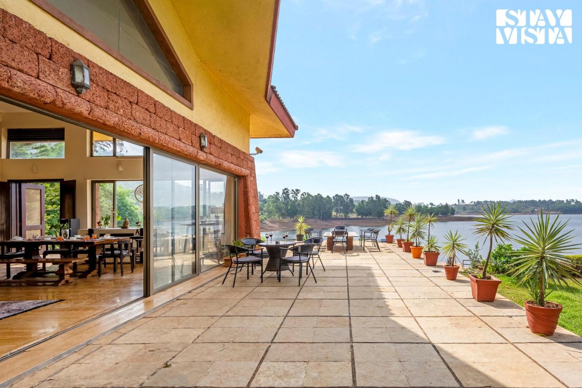 Stayvista At Three Shores With Lake View & Alfresco Dining Khamshet Экстерьер фото