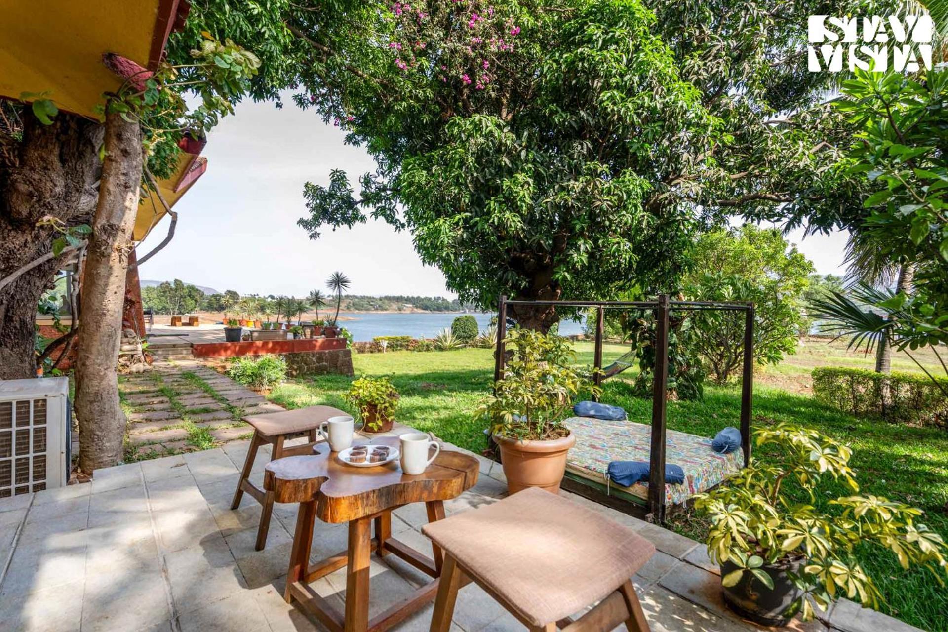 Stayvista At Three Shores With Lake View & Alfresco Dining Khamshet Экстерьер фото